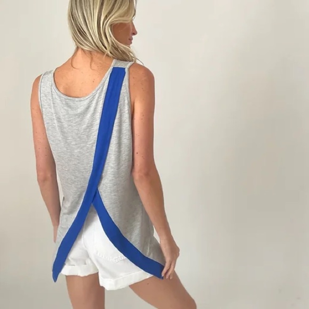 Andi slit back tank